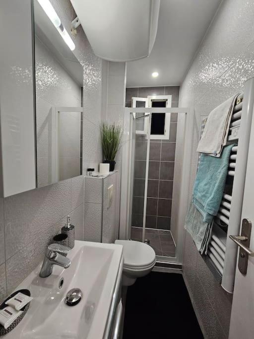 Appartement Proche Metro Paris Pantin Eksteriør bilde